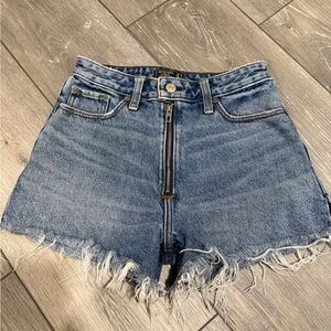 Abercrombie & Fitch Annie High Rise shorts